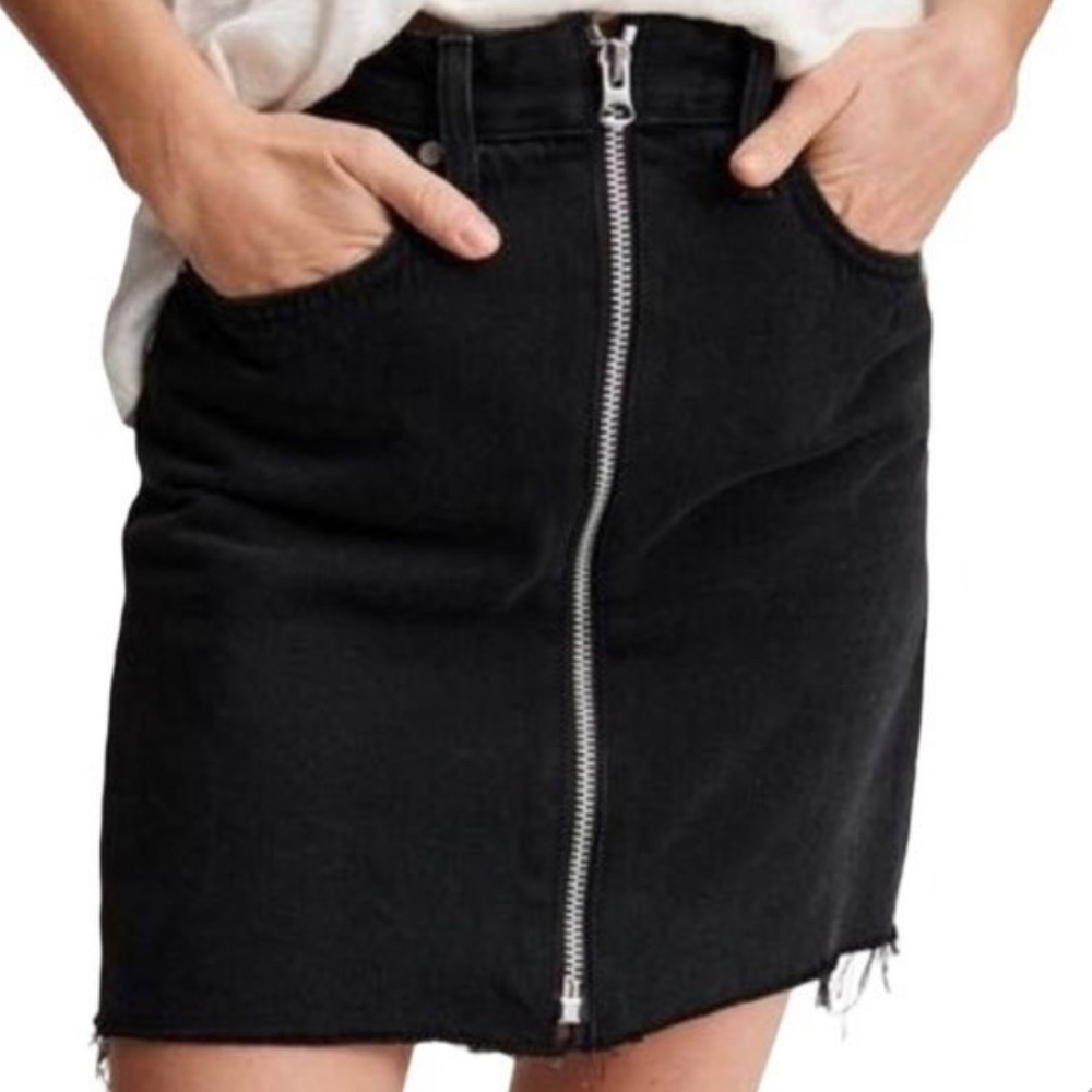 Rag & Bone NWT Zip Front jean skirt size 27. Anna skirt in clean raven